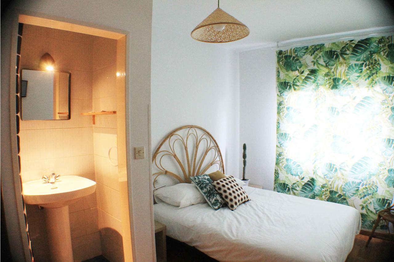 Cactus Bed & Breakfast Salinas Castrillon Exterior foto